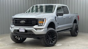 Lifted 2022 Ford F-150 XLT Black Package Short Bed w/ 302A & Moonroof