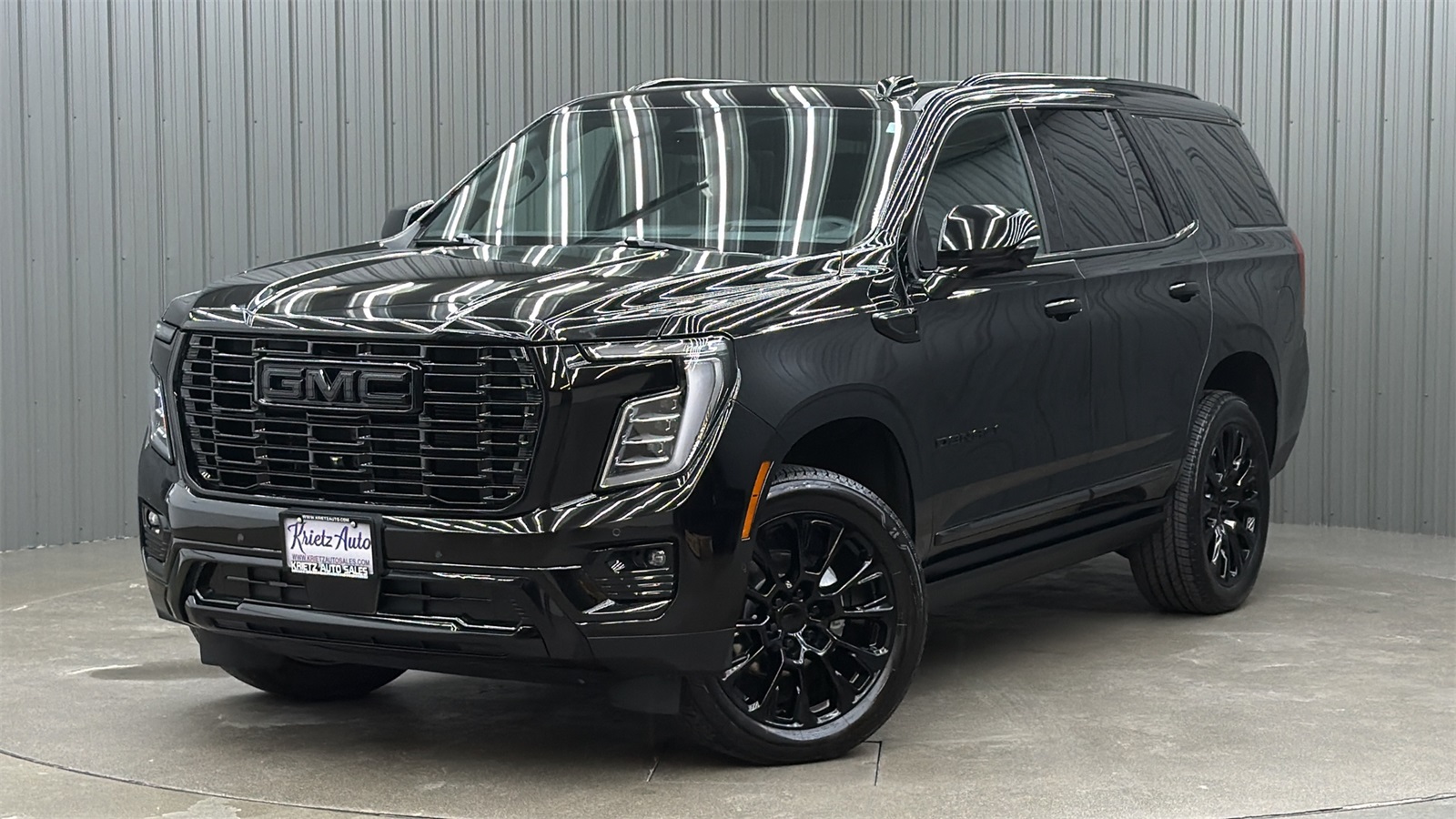 2025 GMC Yukon Denali Reserve Pkg w/ COLORMATCH & Moonroof