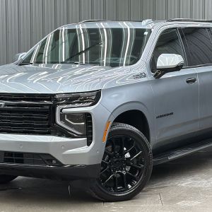 2026 Chevrolet Suburban High Country w/ COLORMATCH & Sunroof