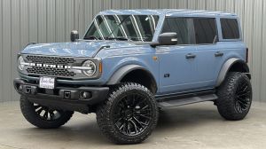 Lifted 2025 Ford Bronco Badlands w/ 334A Lux, Sasquatch & Hard Top