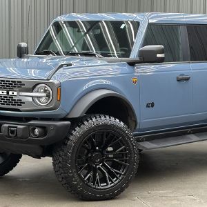 Lifted 2025 Ford Bronco Badlands w/ 334A Lux, Sasquatch & Hard Top