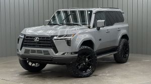 Lifted 2025 Lexus GX 550 Premium+ w/ Heads Up, Traffic Jam Assist & Sunroof