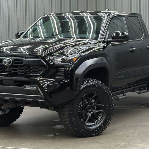 Lifted 2025 Toyota Tacoma Hybrid TRD Off Road