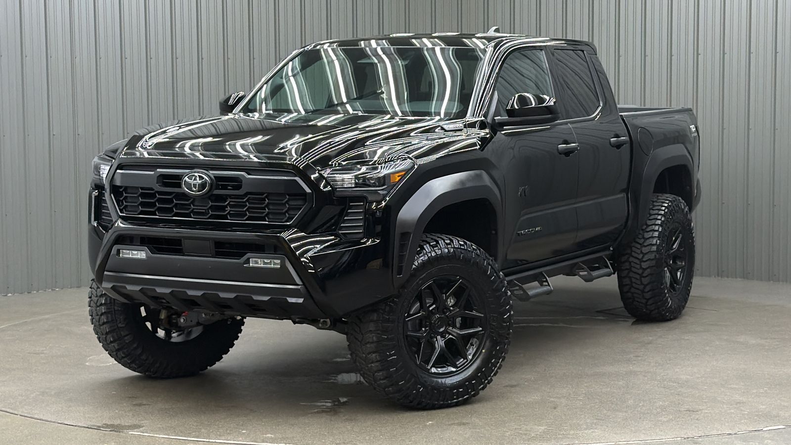 Lifted 2025 Toyota Tacoma Hybrid TRD Off Road