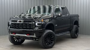 Lifted 2025 Chevrolet Silverado 1500 ZR2 Short Bed w/ Tech & Sunroof