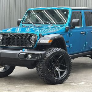 Lifted 2024 Jeep Wrangler Willys 4xe w/ Convenience & Hard Top