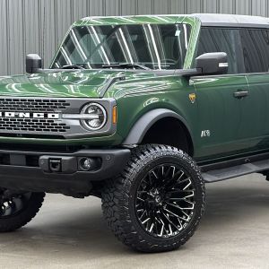 Lifted 2025 Ford Bronco Badlands w/ 334A Lux & Hard Top