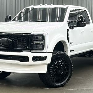 Lifted 2025 Ford F-450SD Platinum Long Bed FX4 w/ COLORMATCH, 773A & Moonroof