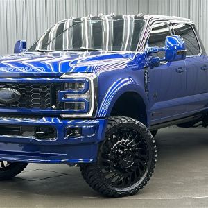 Lifted 2026 Ford F-450SD Platinum PLUS FX4 Long Bed w/ COLORMATCH, 773A & Moonroof