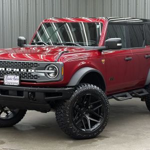 Lifted 2025 Ford Bronco Badlands w/ 334A Lux Pkg, Sasquatch & Hard Top