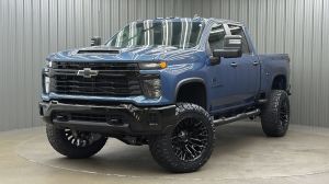 Lifted 2026 Chevrolet Silverado 2500HD Custom Short Bed w/ Value & Black Out Pkg