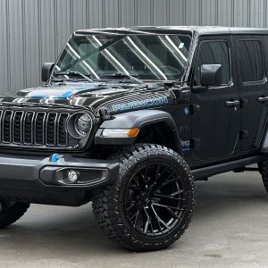 Lifted 2024 Jeep Wrangler Rubicon 4xe w/ Convenience, Tech & Hard Top