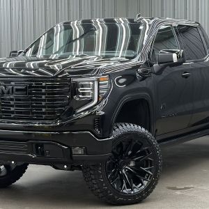 Lifted 2025 GMC Sierra 1500 Denali Ultimate Short Bed w/ COLORMATCH & Sunroof