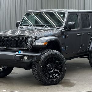 Lifted 2024 Jeep Wrangler Willys 4xe w/ Convenience & Hard Top