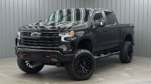 Lifted 2025 Chevrolet Silverado 1500 LT Trail Boss Premium Short Bed w/ Dark Essentials & Sunroof