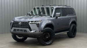 Lifted 2026 Lexus GX 550 Premium+ w/ Cold Weather, Heads-Up & Sunroof