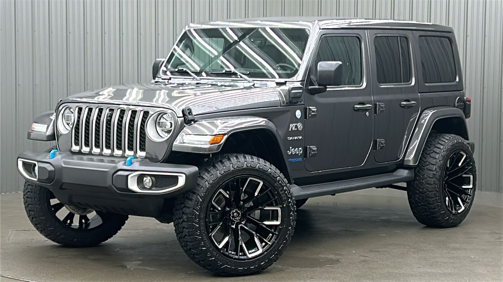 Lifted 2022 Jeep Wrangler Unlimited Sahara 4xe w/ Sky Top