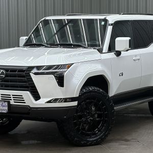 Lifted 2025 Lexus GX 550 Premium+ w/ Heads Up, Traffic Jam Assist & Sunroof