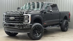 Lifted 2024 Ford F-250SD Lariat Black Package Short Bed w/ 608A & Moonroof
