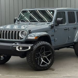 Lifted 2025 Jeep Wrangler Sahara 4xe w/ Active Safety & Sky Top