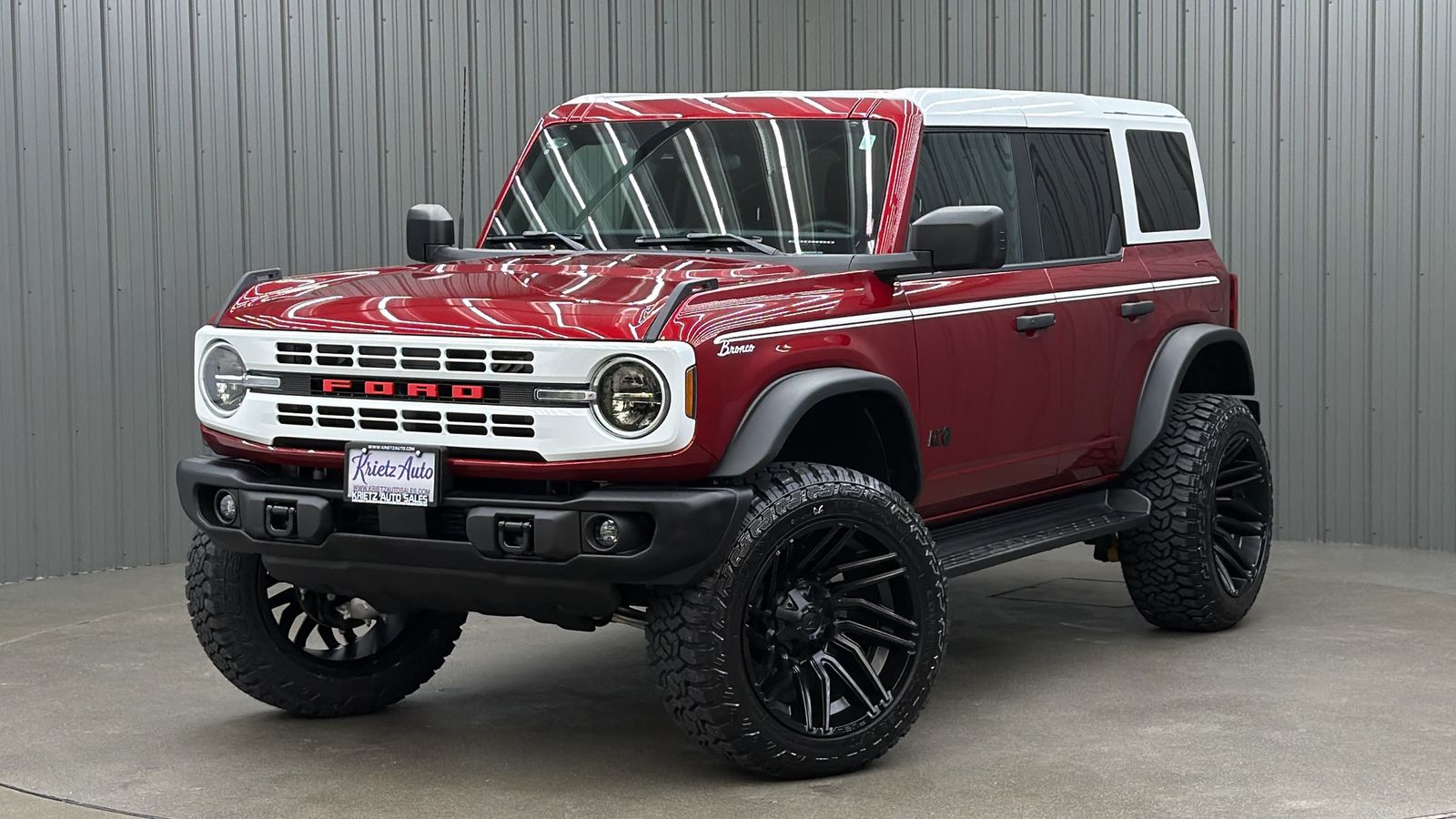 Lifted 2025 Ford Bronco Heritage Edition w/ 662A & Hard Top