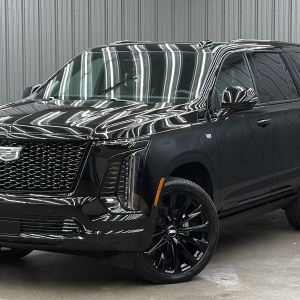 2026 Cadillac Escalade Platinum Sport w/ Onyx Pkg, Cooler Console & Sunroof