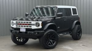 Lifted 2025 Ford Bronco Heritage Edition w/ 662A & Hard Top