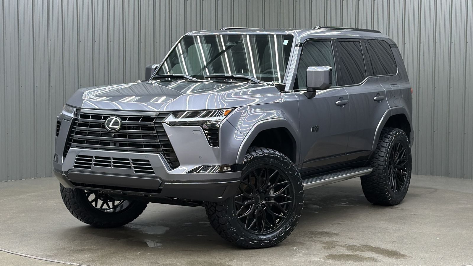 Lifted 2026 Lexus GX 550 Premium+ w/ Cold Area Pkg, Heads Up & Sunroof