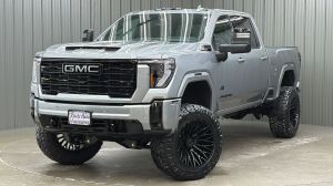 Lifted 2026 GMC Sierra 2500HD AT4 Preferred Short Bed w/ COLORMATCH, Max Tow & Sunro