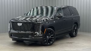 2026 Cadillac Escalade Platinum Sport w/ Onyx Pkg, Cooled Console & Sunroof