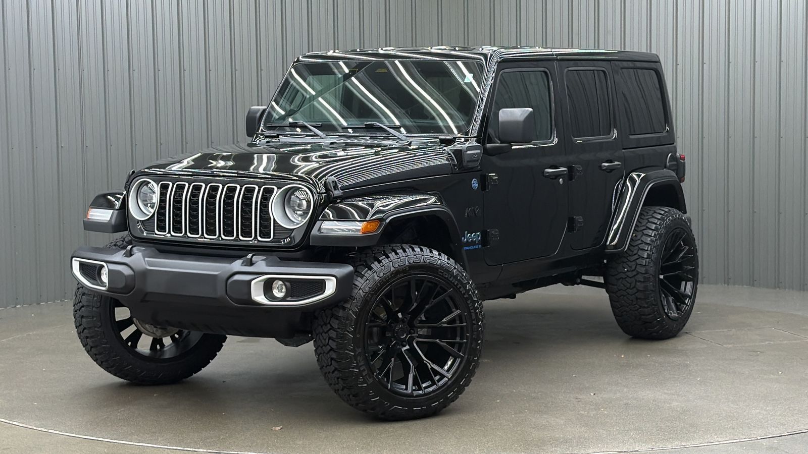 Lifted 2025 Jeep Wrangler Sahara 4xe w/ Active Safety & Hard Top