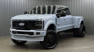 Lifted 2026 Ford F-450SD Platinum PLUS Long Bed w/ COLORMATCH, 773A & Moonroof