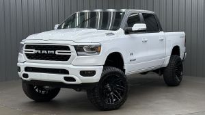 Lifted 2022 Ram 1500 Big Horn/Lone Star Sport Package Short Bed w/ Level 2 & Sunroof