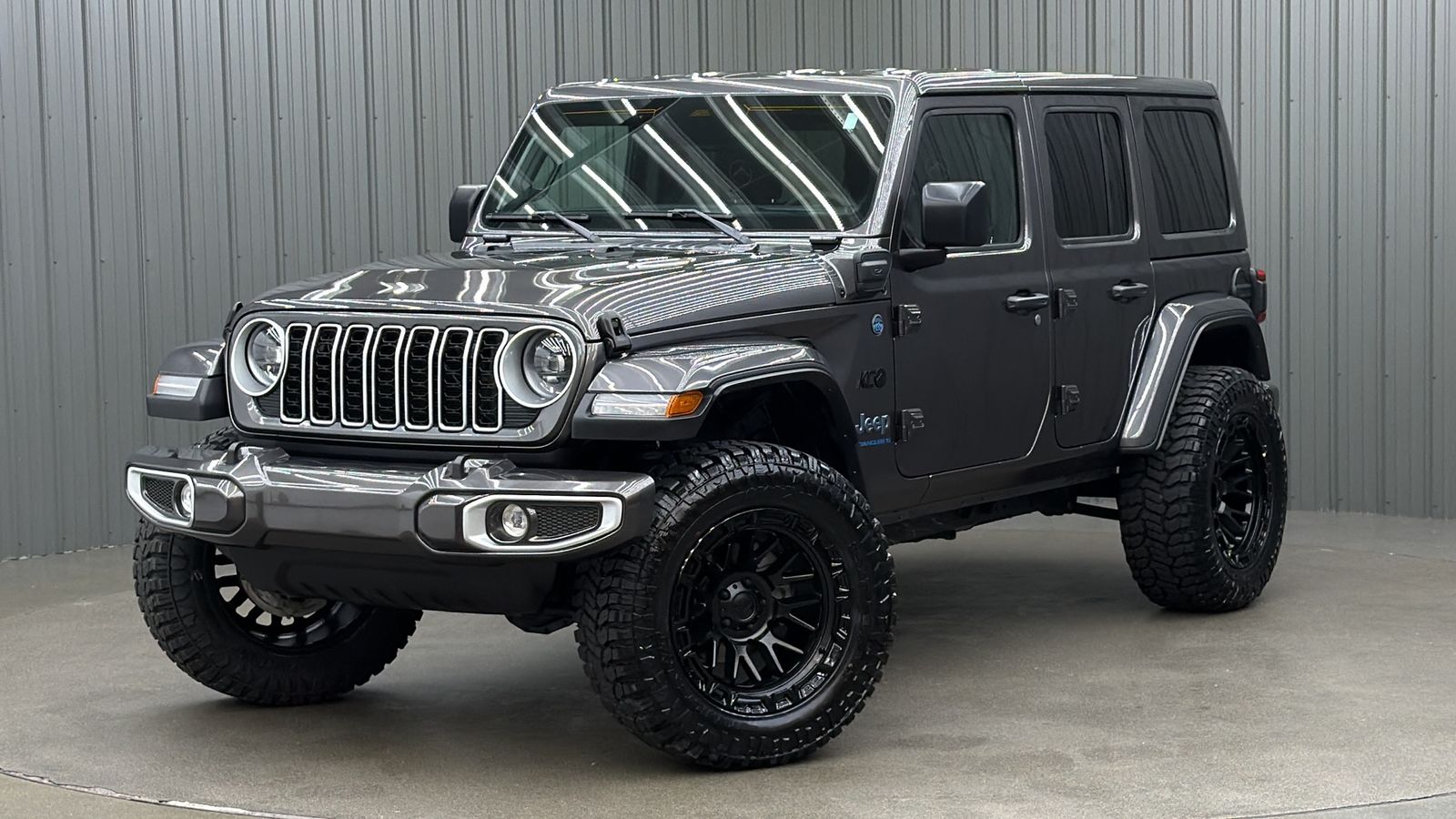 Lifted 2025 Jeep Wrangler Sahara 4xe w/ Active Safety & Hard Top