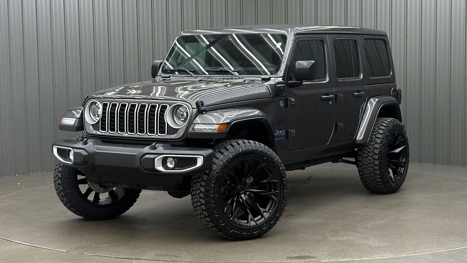 Lifted 2025 Jeep Wrangler Sahara 4xe w/ Active Safety & Sky Top