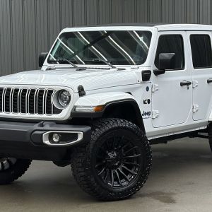Lifted 2025 Jeep Wrangler Sahara 4xe w/ Active Safety & Sky Top