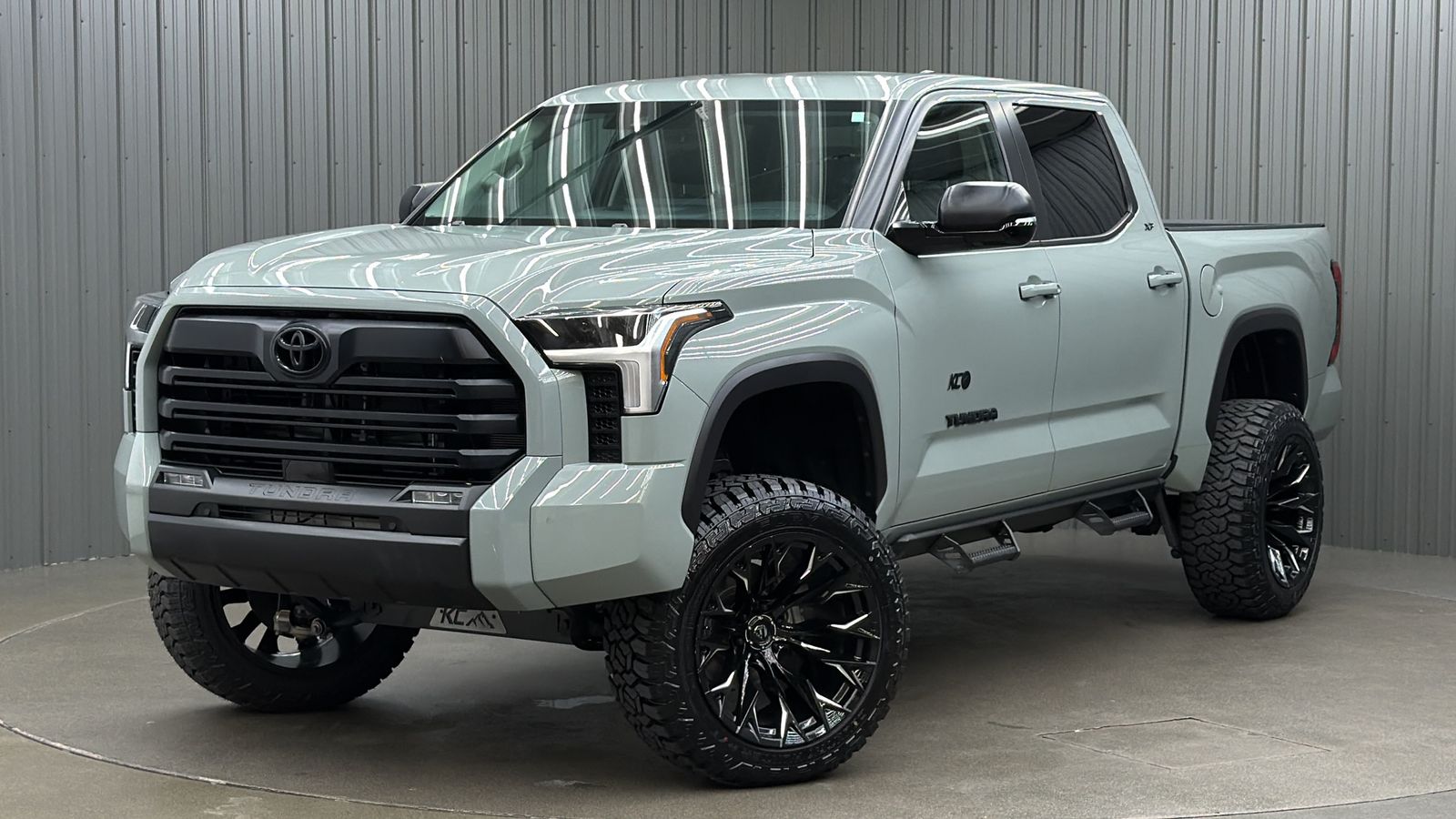 2024 Toyota Tundra SR5 Premium Short Bed w/ Convenience Pkg