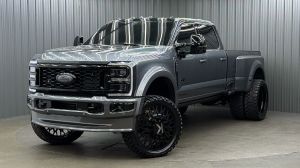 Lifted 2026 Ford F-450SD Platinum FX4 Long Bed w/ COLORMATCH, 773A & Moonroof