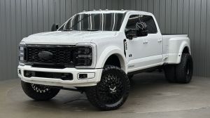 Lifted 2026 Ford F-450SD Platinum PLUS long Bed w/ 773A & Moonroof