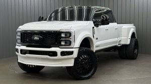 Lifted 2026 Ford F-450SD Platinum FX4 Long Bed w/ COLORMATCH, 773A & Moonroof