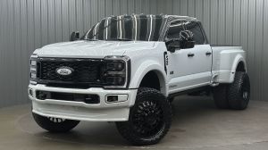 Lifted 2026 Ford F-450SD Platinum PLUS Long Bed w/ 773A & Moonroof