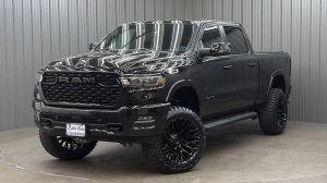 Lifted 2025 Ram 1500 Big Horn/Lone Star Night Edition Long Bed w/ Level 2