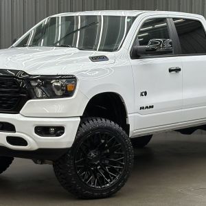 Lifted 2023 Ram 1500 Big Horn/Lone Star Night Edition Short Bed w/ Level 2