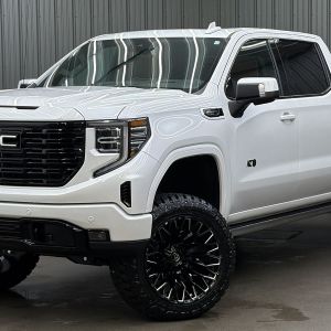 Lifted 2025 GMC Sierra 1500 Denali Ultimate Short Bed w/ Sunroof