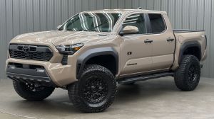 Lifted 2026 Toyota Tacoma Hybrid TRD Off Road Short Bed w/ Multimedia Pkg