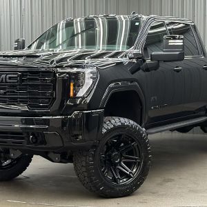 Lifted 2026 GMC Sierra 2500HD AT4 Premium Plus Short Bed w/ COLORMATCH & Sunroof
