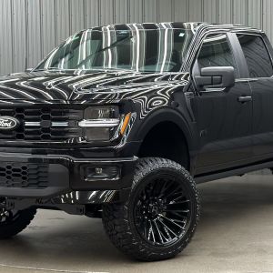 Lifted 2025 Ford F-150 STX LOBO PKG Short Bed w/ 200A