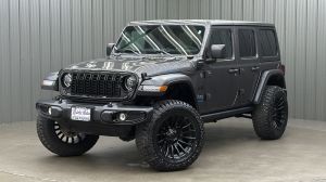 Lifted 2025 Jeep Wrangler Willys 4xe w/ Hard Top