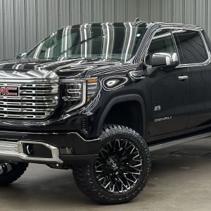 Lifted 2026 GMC Sierra 1500 Denali Reserve Short Bed w/ Tech & Sunroof