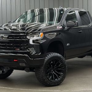 Lifted 2026 Chevrolet Silverado 1500 LT Trail Boss Short Bed w/ Convenience 2 & Sunroof